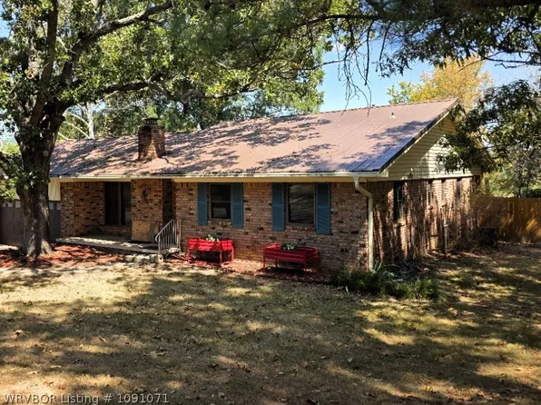 107 Trayce St, Poteau, OK 74953