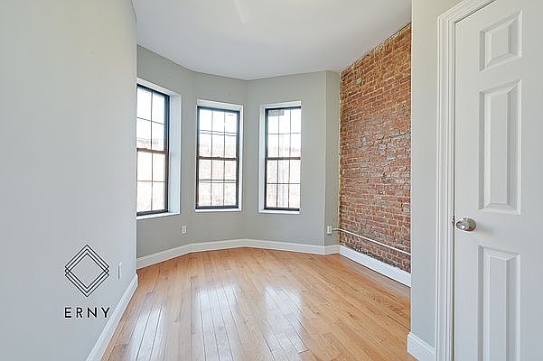 1st image of 56 Somers St #4