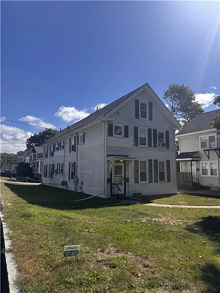 234 Washington St #1