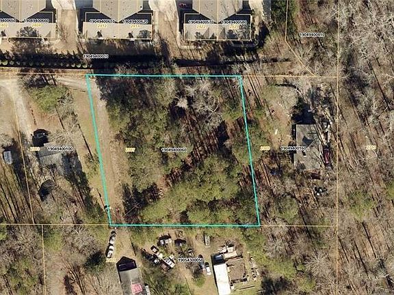 2nd image of 2387 W Sandtown Rd SW