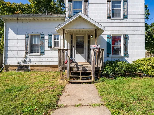 401 S Linden St, Normal, IL 61761