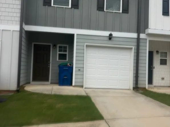4929 Elm Brook Dr S, Atlanta, GA 30349