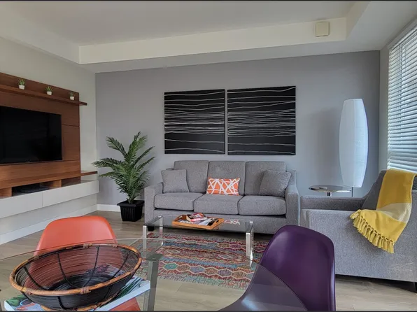 (undisclosed Address), Victoria, BC V8W 1S8