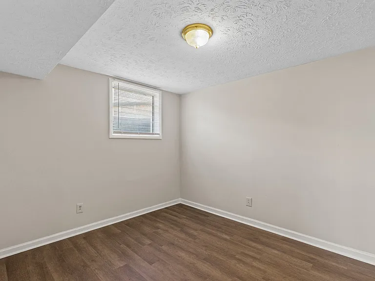 3395 Montavesta Rd — Photo 16