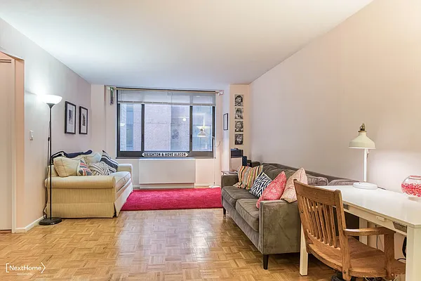 Rented by NextHome Residential | media 93