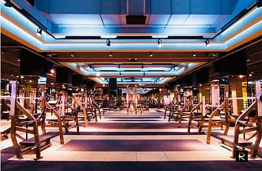 Rented by R New York