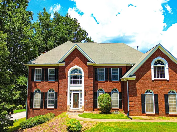 3632 River Cliff Ct, Decatur, GA 30034