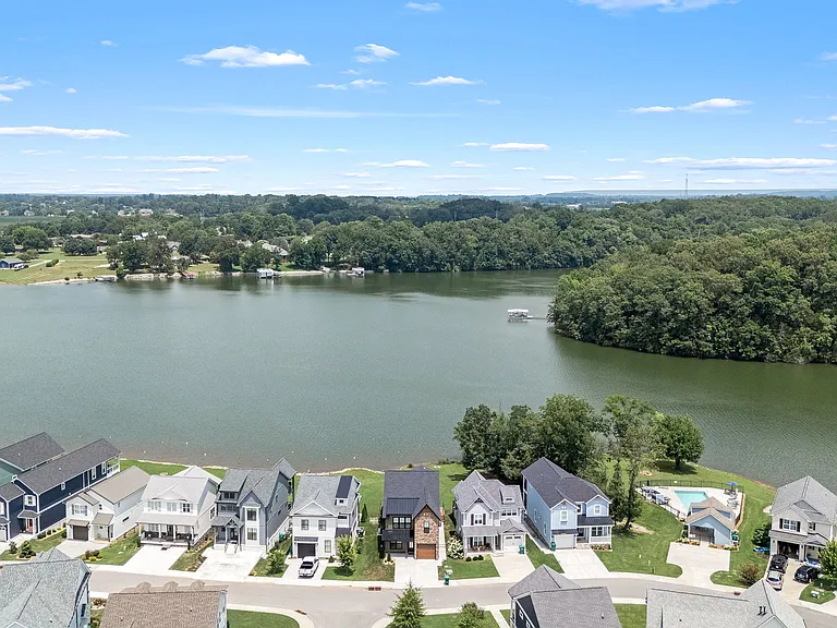 58 Barefoot Ln — Photo 105