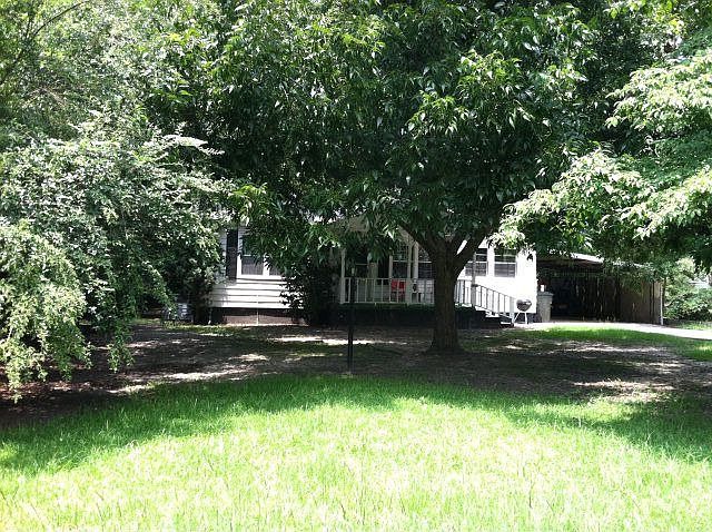 2nd image of 1006 Goff St