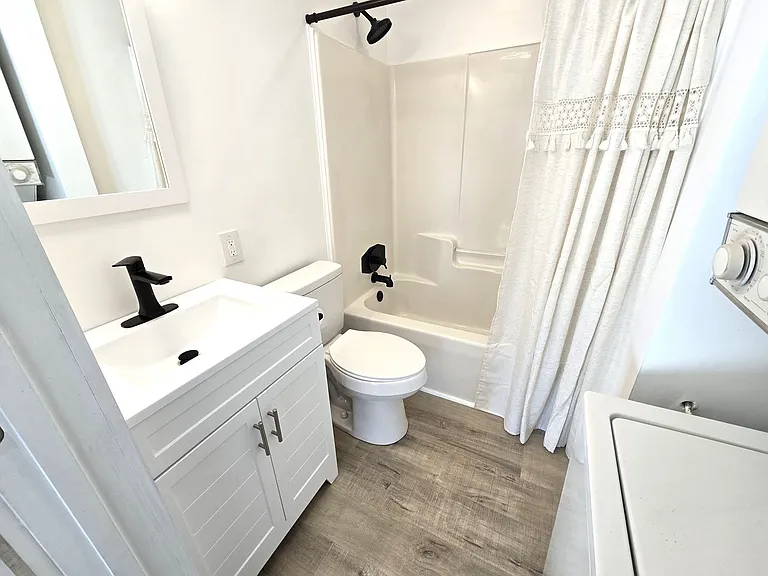 124 Tilley Rd — Photo 10