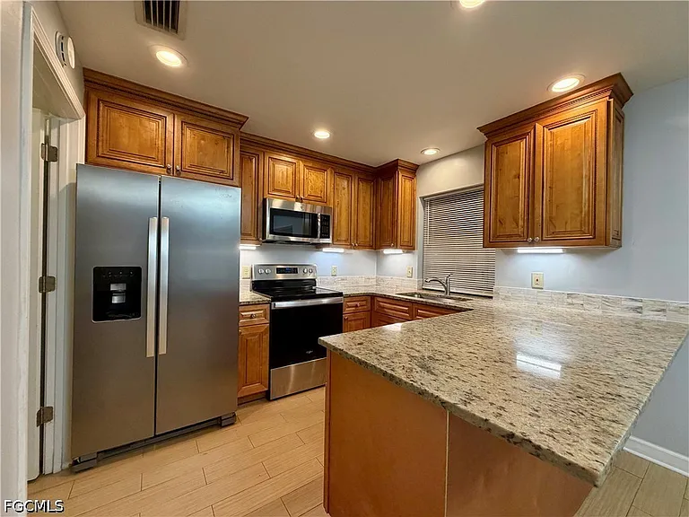 17020 Golfside Cir #104 — Photo 22