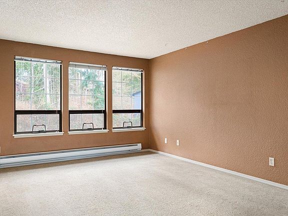 5th image of 1080 SW Harrier Cir APT 204