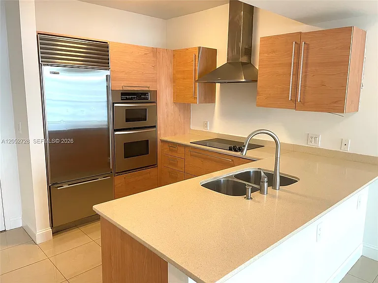 218 SE 14th St #1004 — Photo 26