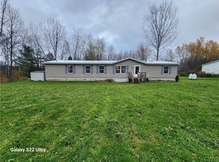 8360 E Mud Lake Rd, Baldwinsville, NY 13027