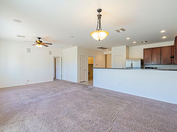 5th image of 17121 S Mesa Shadows Dr #72