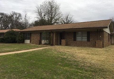 1st image of 1300 Columbia Dr