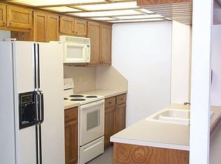 8902 Fairfield Greens Dr, Midwest City, OK 73110