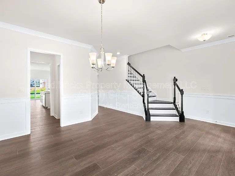 9008 Catboat St — Photo 6