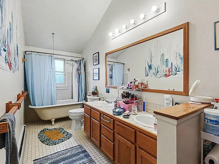 623 Marine St. — Photo 10