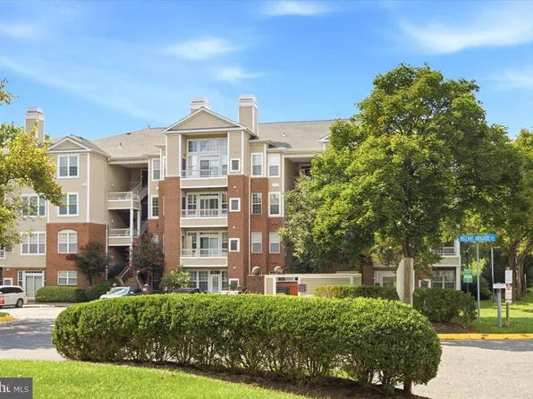 4200 Mozart Brigade Ln APT O, Fairfax, VA 22033