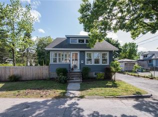13 Titus Ln, Warwick, RI 02888