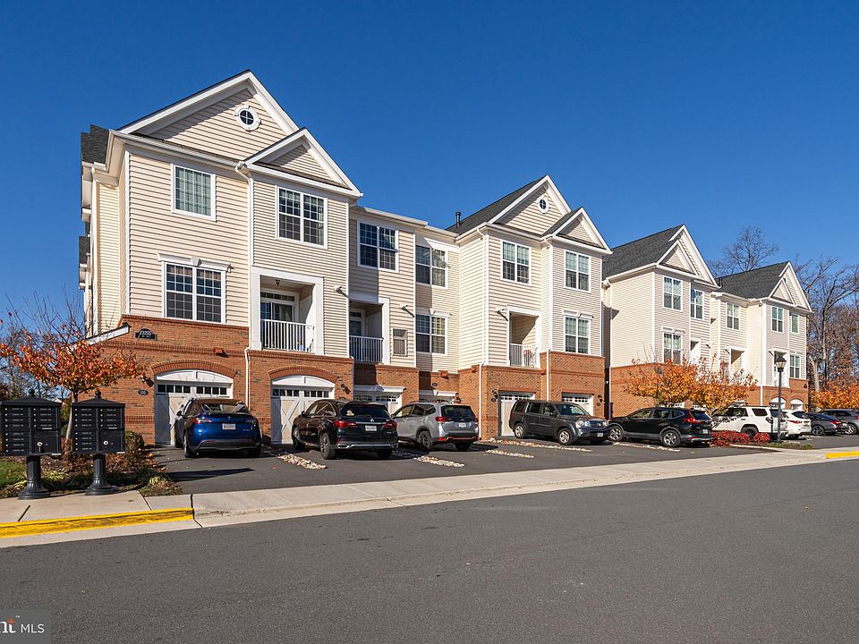 1st image of 23255 Milltown Knoll Sq #103