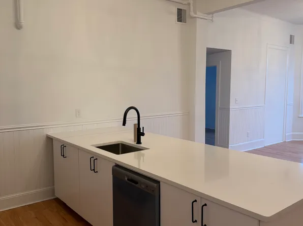 79 High St #1D, Portland, ME 04101