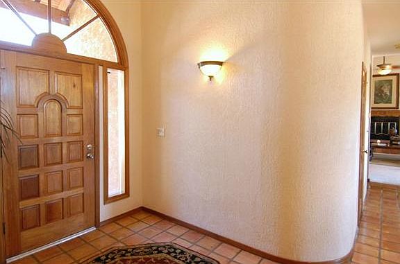 5th image of 712 Patio Feliz Ln