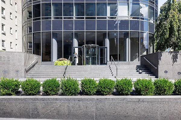 Rented by MNS | media 21