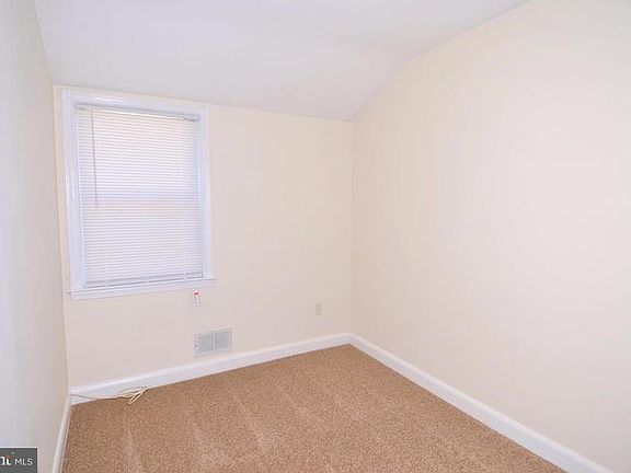3rd image of 5023 Wilkens Ave