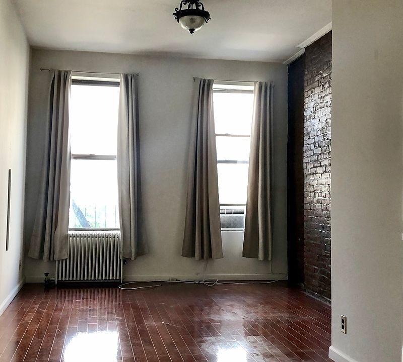 1st image of 262 W 22nd St APT 9