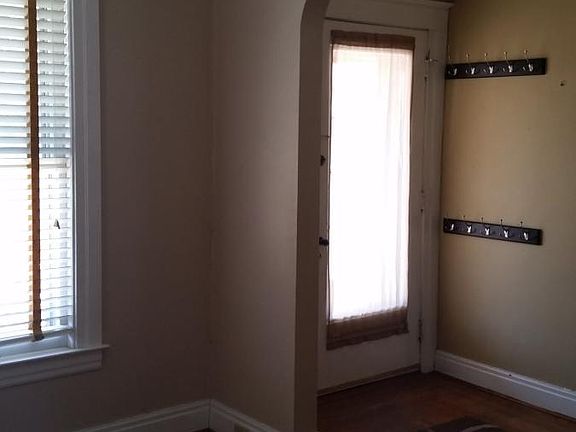 4th image of 614 Park Ave Floor 1