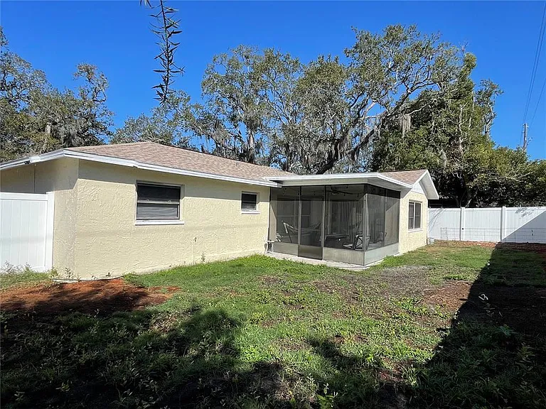 8910 Elm Leaf Ct — Photo 27