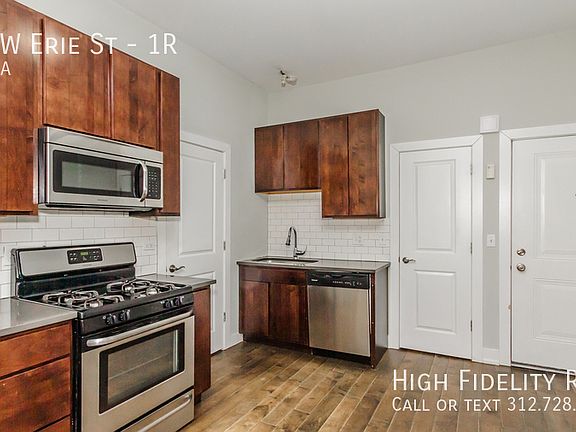 2nd image of 1743 W Erie St APT 1R
