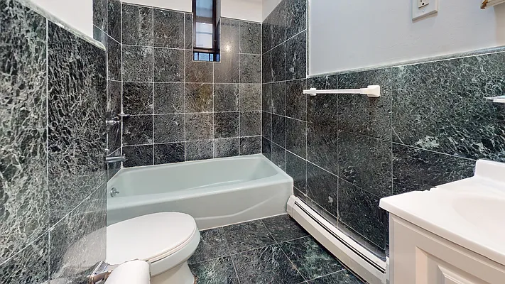 Rented by Bond New York | media 16