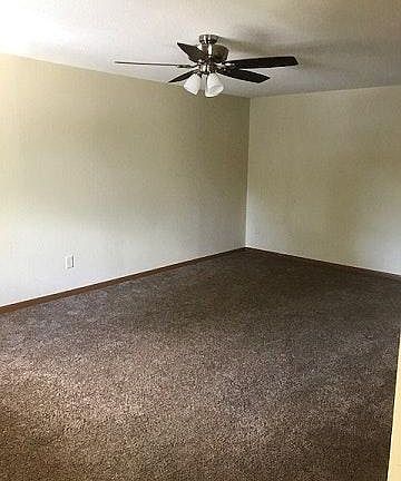 4th image of 603 9th Ave N