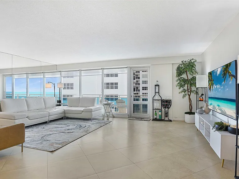 3430 Galt Ocean Dr #802 — Photo 12