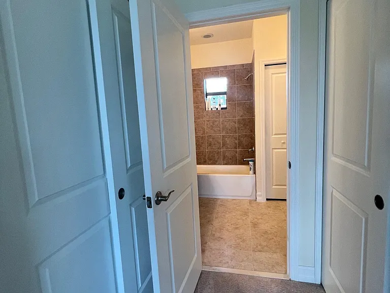 7956 Bristol Cir — Photo 15