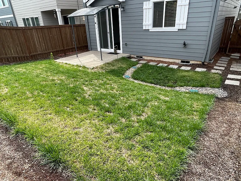 8775 SW Mohegan Ln — Photo 39