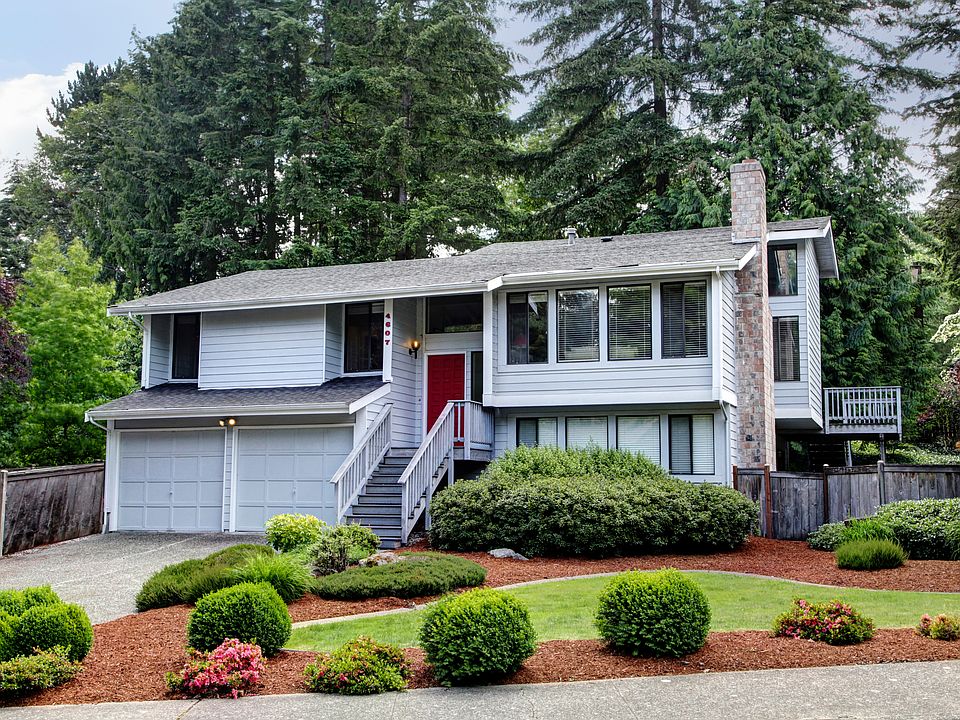 1st image of 4607 NE 203rd Ct