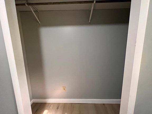 5th image of 3900 Mountain View Dr #1