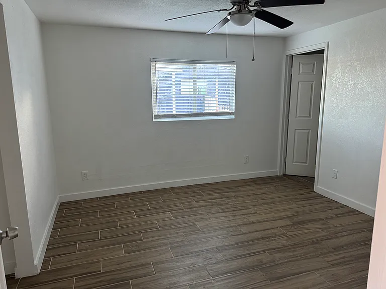245 N Colorado St #1/2 — Photo 9