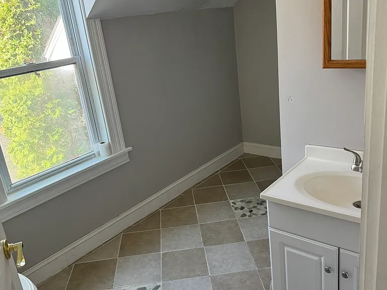 3 Battey Ave #2 — Photo 8
