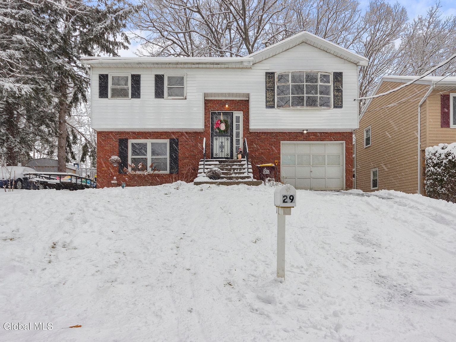 29 Mohawk Avenue, Latham, NY 12110 Zillow