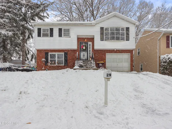29 Mohawk Avenue, Latham, NY 12110