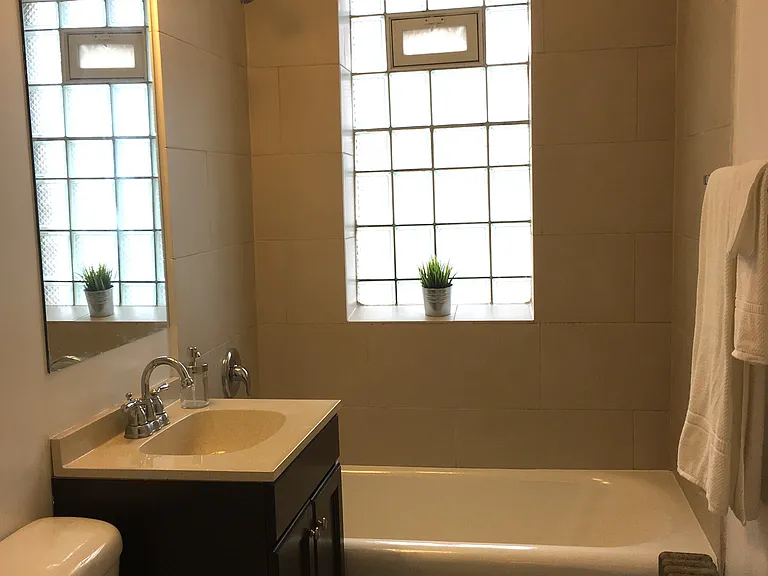 2316 W Granville Ave #3 — Photo 10