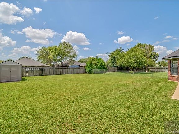 4th image of 5739 Bluebonnett Dr
