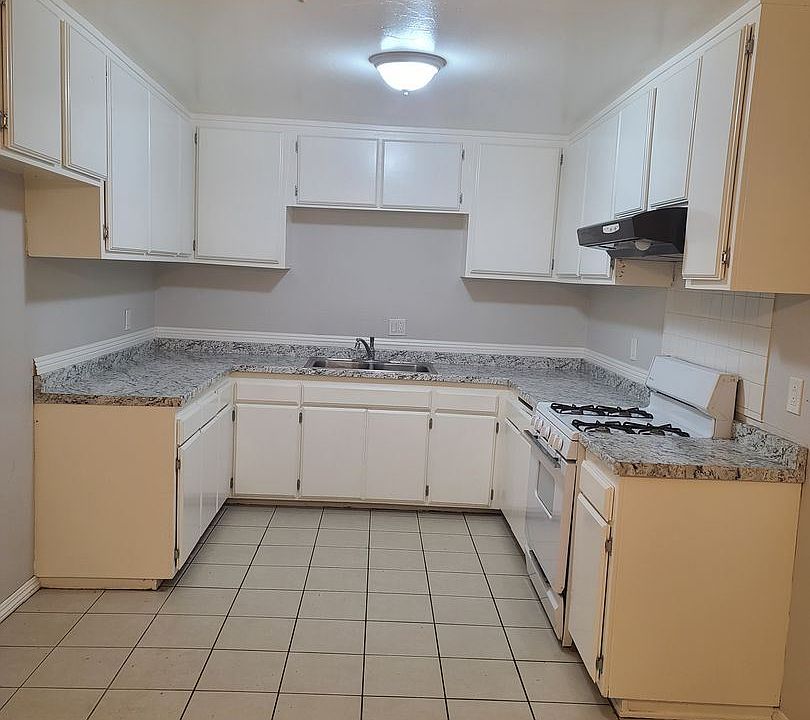 1st image of 1092 E Phillips Blvd #A