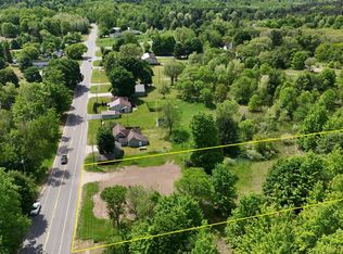 394 Bendon Rd, Interlochen, MI 49643
