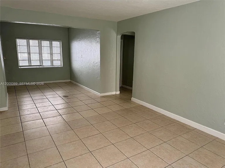 7633 Dickens Ave #2 — Photo 3